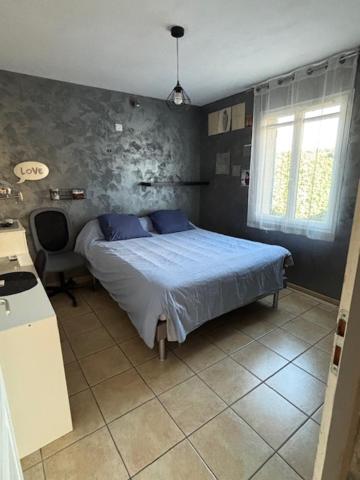 Chez Frederique Et Jean-Claude Hotel Les Taillades ภายนอก รูปภาพ